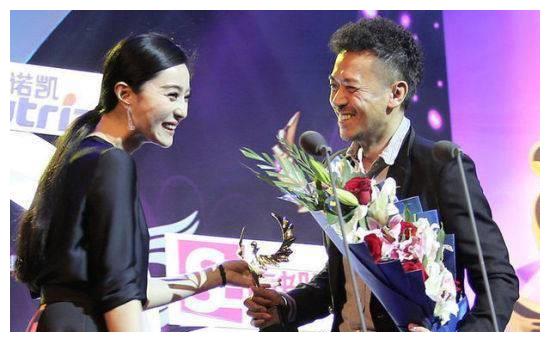 巴基斯坦记者不戴口罩采访 路人:其实我感染了新冠“beat365”(图2) beat365官网中文