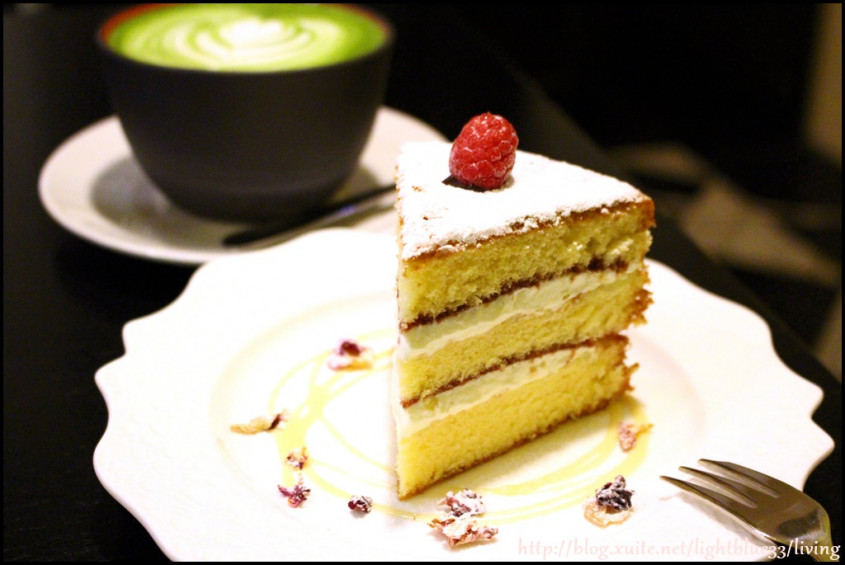 美联航二季度巨亏16.3亿美元 营收暴跌87%|BEAT365(图1)