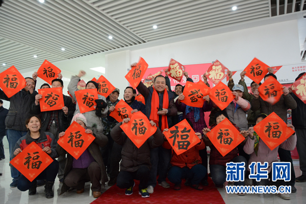 长期美债收益率跌跌不休 美元或失“避风港”属性：beat365官网中文(图3)